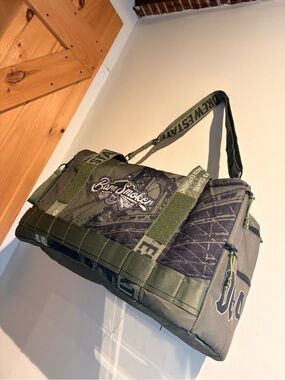 Drew estates duffle bag new